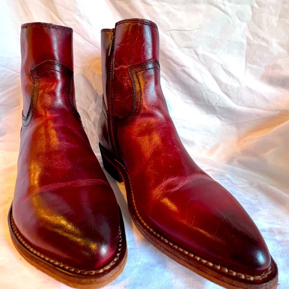 FRYE Billy Inside Zip Bootie